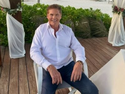 Het vermogen van David Hasselhoff: van miljoenenverslindende hits tot cultheld