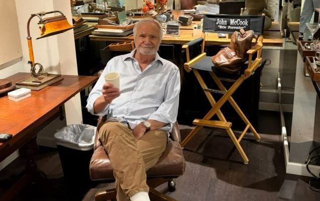 Het vermogen van John McCook: zoveel verdient de Forrester-patriarch